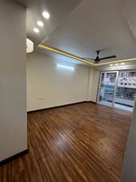 4 BHK + Study Room 300 Sq.Yd. Builder Floor in Central Park Flower Valley