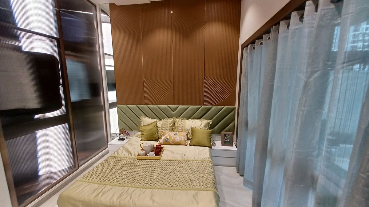 1 BHK + Pooja Room Apartment For Sale in Naigaon East