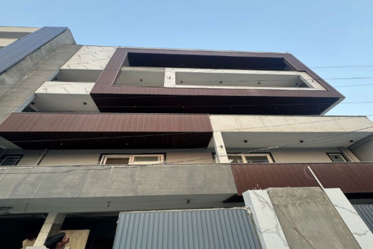 Exterior View, sector 65 4 Bedroom 564 Sq.Yd. Builder Floor In Sector 65 Gurgaon 9930979