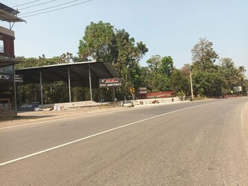 Parking in  Showroom at Muvattupuzha – for Rent