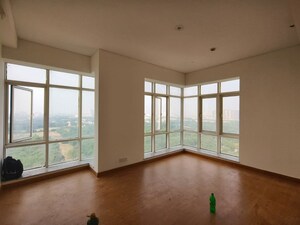 Room in 3 BHK Apartment at Jaypee Moon Court, Jaypee Greens – for Sale