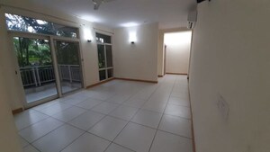 Room in 3 BHK Apartment at Jaypee Moon Court, Jaypee Greens – for Sale