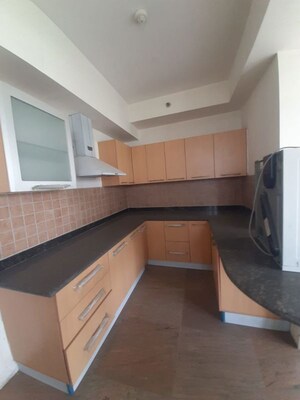 Kitchen in 2.5 BHK Apartment at Jaypee Green Crescent Court, Jaypee Greens – for Sale