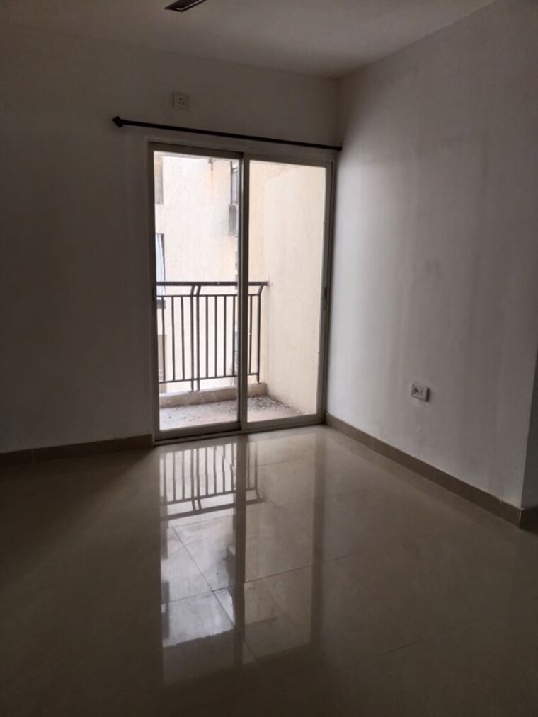 Room, db-orchid-ozone 1.5 Bedroom 883 Sq.Ft. Apartment In Dahisar East Mumbai 9931019