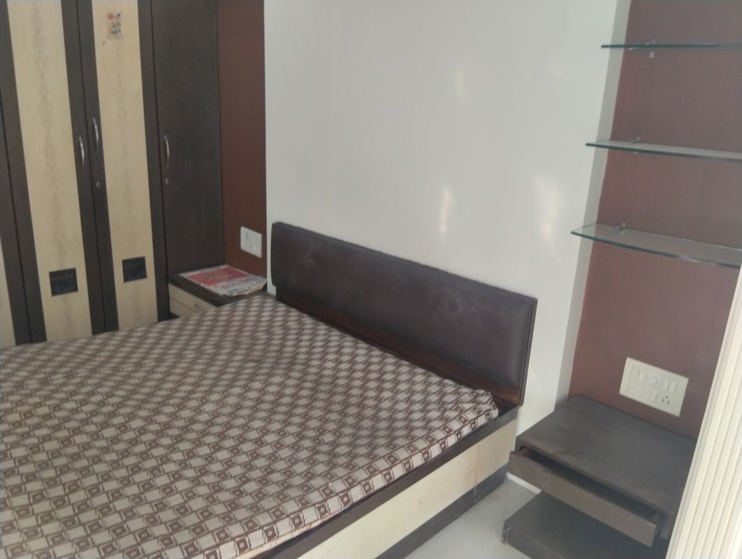 2 BHK Apartment For Rent in Mulund West