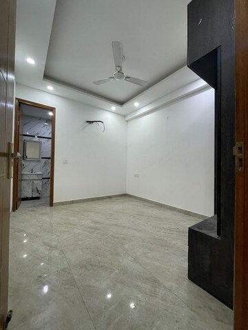 Master Bedroom in 2 BHK Builder Floor at Chattarpur – for Rent