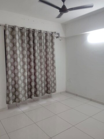 Room in 3 BHK Apartment at Ambli – for Rent