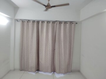 Room in 3 BHK Apartment at Ambli – for Rent