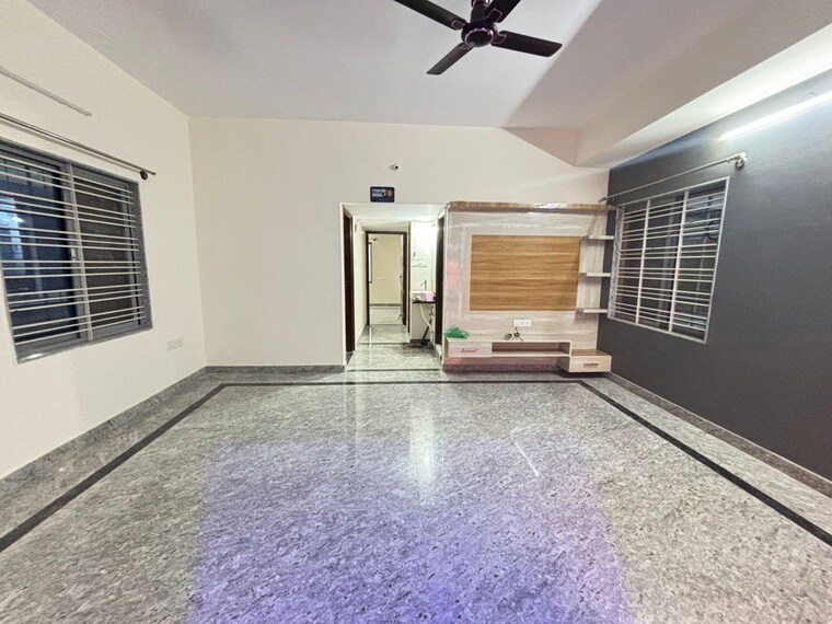 Room, vignana nagar 3 Bedroom 1600 Sq.Ft. Apartment In Vignana Nagar Bangalore 9931039