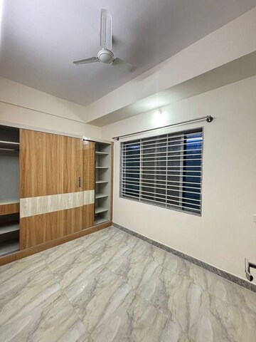 Room in 3 BHK Apartment at Vignana Nagar – for Rent