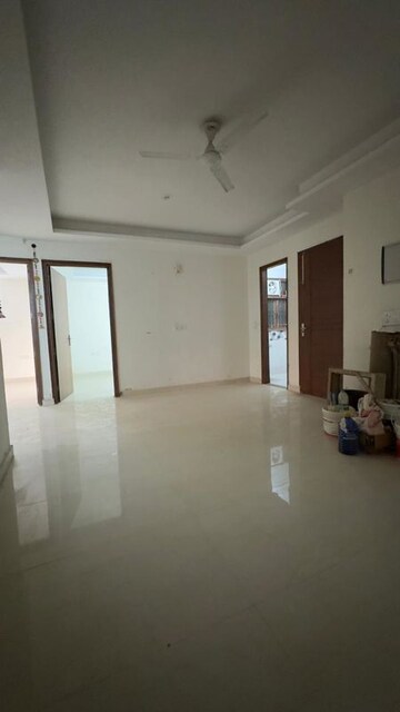 Room in 2 BHK Builder Floor at Chattarpur – for Rent