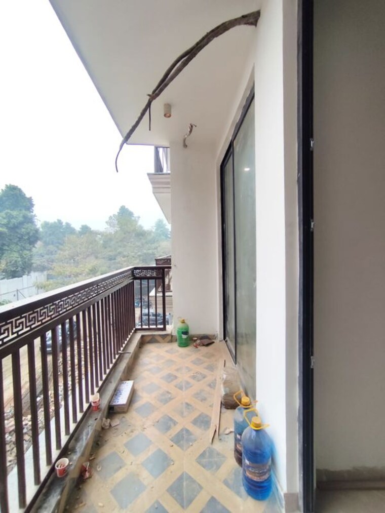 Balcony, chattarpur 2 Bedroom 900 Sq.Ft. Builder Floor In Chattarpur Delhi 9931045