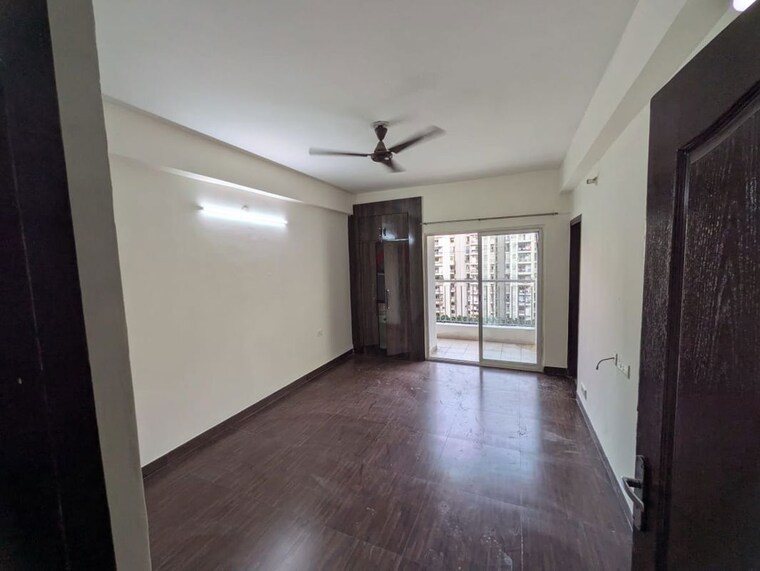 Room, vvip-addresses 3 Bedroom 1850 Sq.Ft. Apartment In Raj Nagar Extension Ghaziabad 9931048