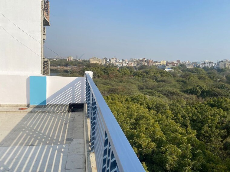 Exterior View, chattarpur 3 Bedroom 155 Sq.Yd. Builder Floor In Chattarpur Delhi 9931049