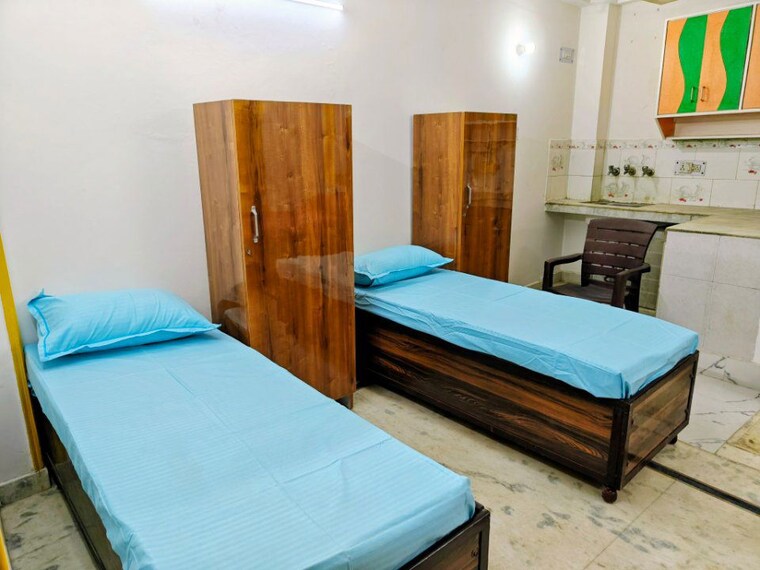 Room, govindpuri Pg For Girls In Govindpuri 9887497