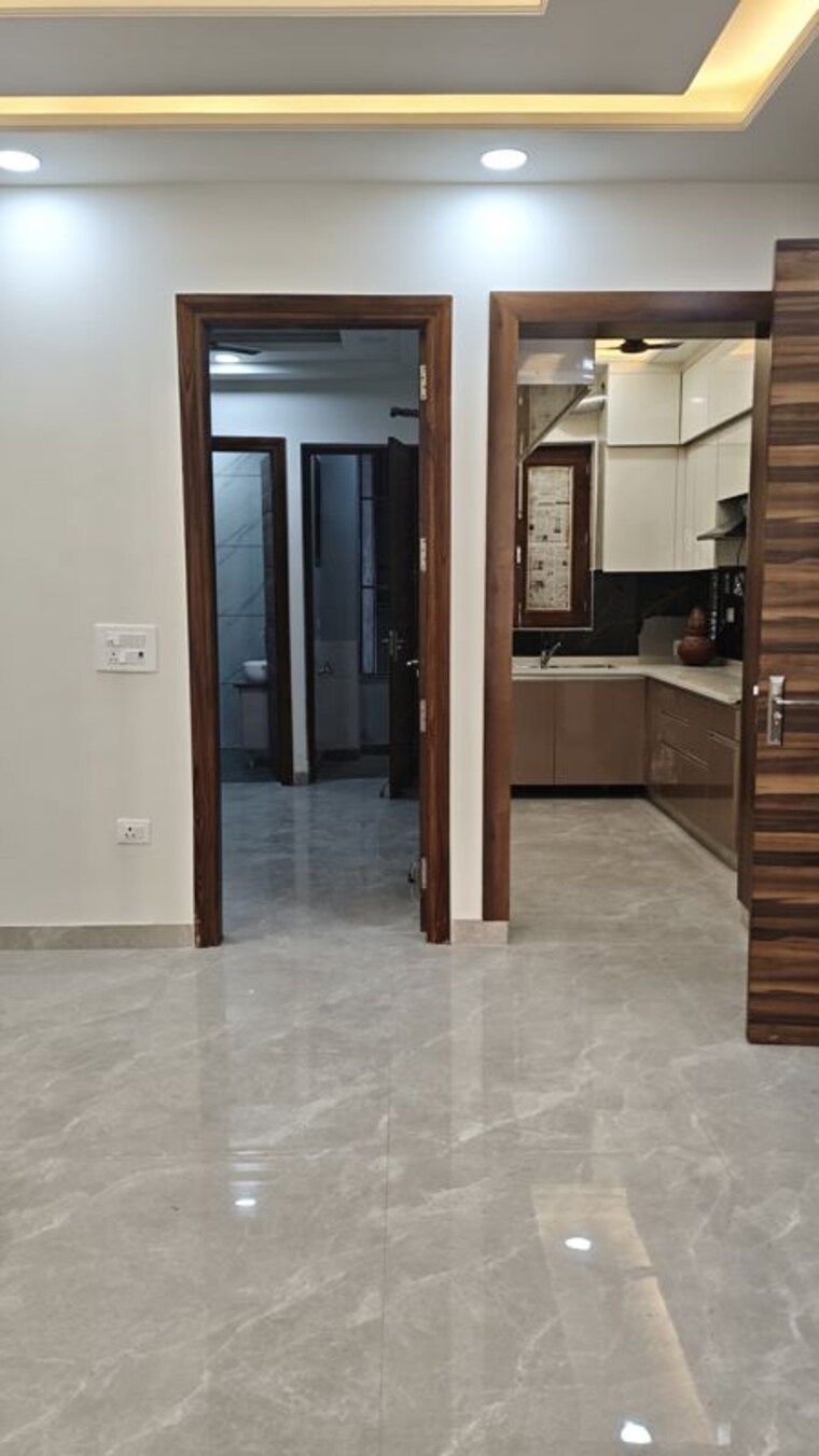Room, rps-palm-drive 3 Bedroom 125 Sq.Yd. Builder Floor In Sector 88 Faridabad 9931059