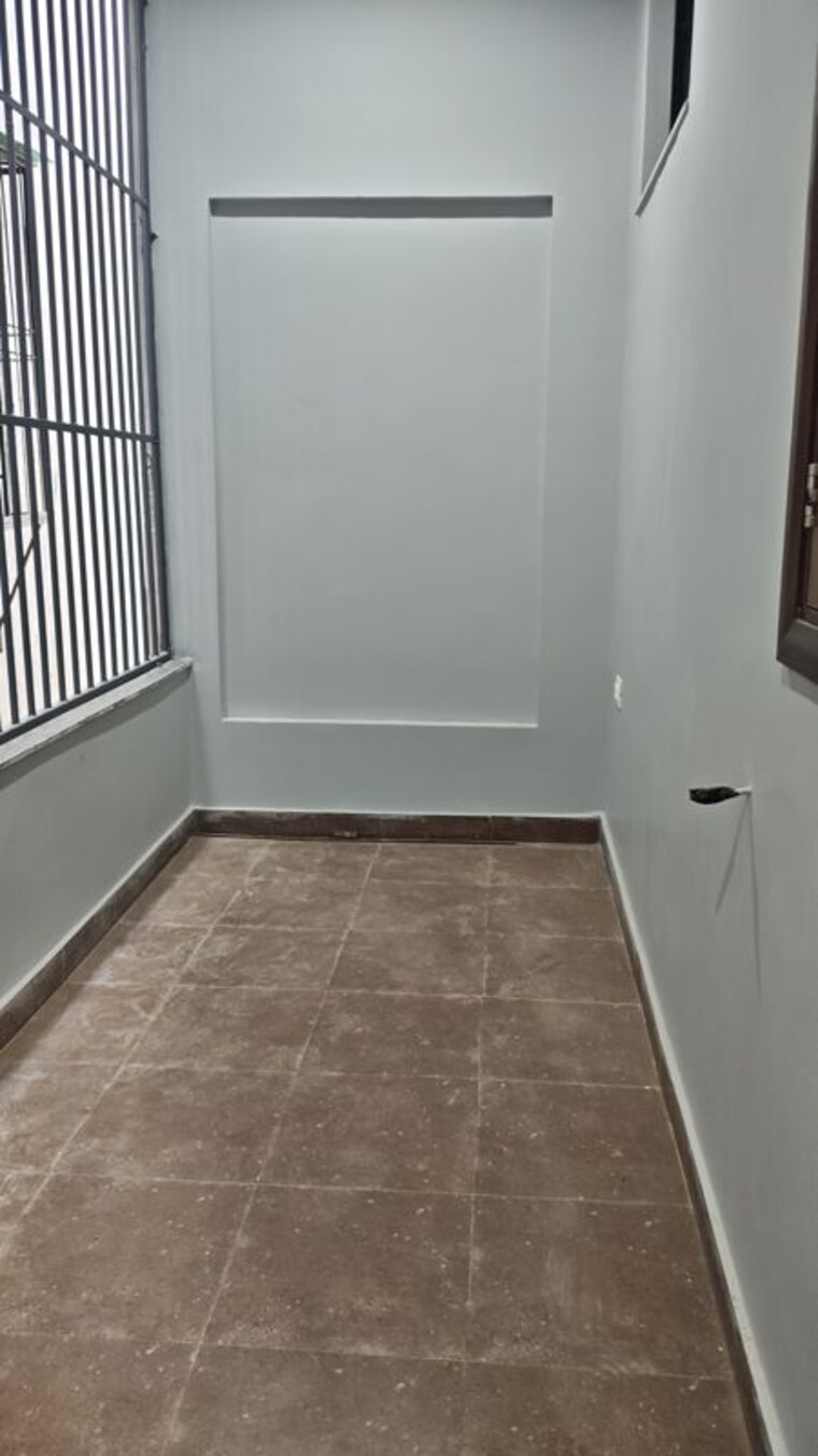 Room, rps-palm-drive 3 Bedroom 125 Sq.Yd. Builder Floor In Sector 88 Faridabad 9931059