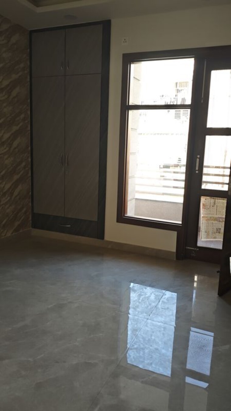Room, rps-palm-drive 3 Bedroom 125 Sq.Yd. Builder Floor In Sector 88 Faridabad 9931059