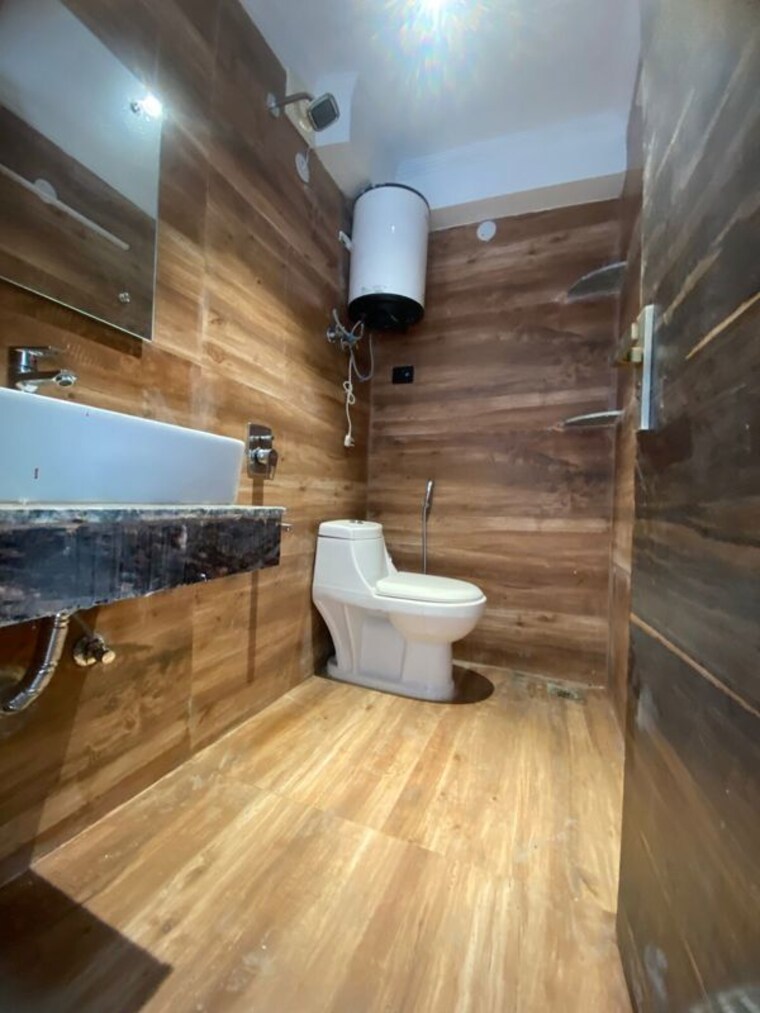 undefined, chattarpur 3 Bedroom 1300 Sq.Ft. Builder Floor In Chattarpur Delhi 9931064