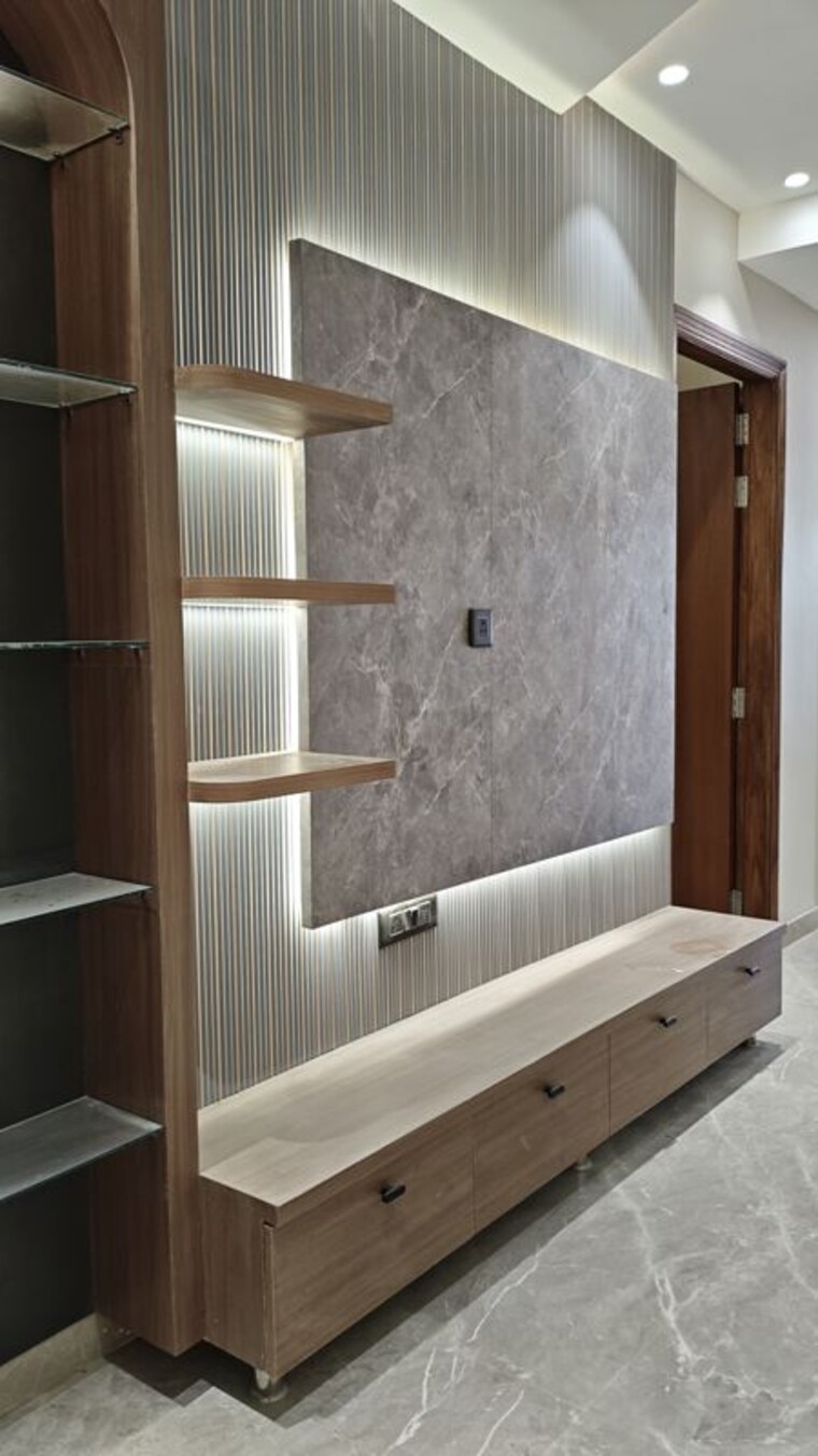 Balcony, parklands 4 Bedroom 250 Sq.Yd. Builder Floor In Sector 85 Faridabad 9931065