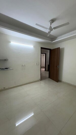 Room in 3 BHK Builder Floor at Chattarpur – for Rent