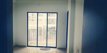 Room in 1 BHK Apartment at Vemali – for Rent