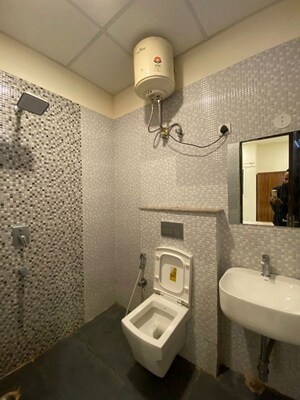 Bathroom in 2 BHK Builder Floor at Sector 31 – for Rent