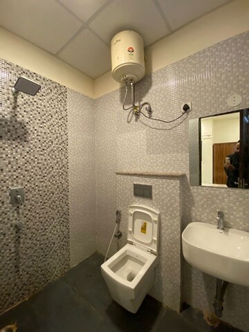 Bathroom in 2 BHK Builder Floor at Sector 31 – for Rent