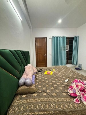 Bedroom in 2 BHK Builder Floor at Sector 51 – for Rent