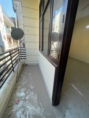 Balcony in 1 BHK Builder Floor at Chattarpur – for Rent