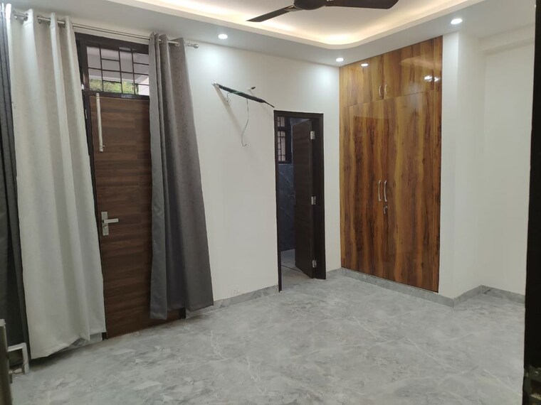 undefined, unitech-south-city-ii 3 Bedroom 360 Sq.Yd. Builder Floor In Sector 50 Gurgaon 9931102