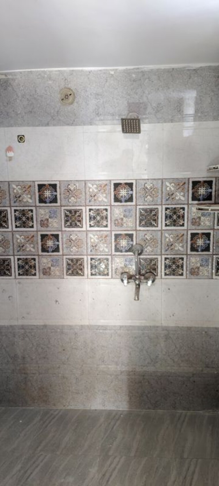 Balcony, anarwala 4 Bedroom 170 Sq.Yd. Independent House In Anarwala Dehradun 9931129