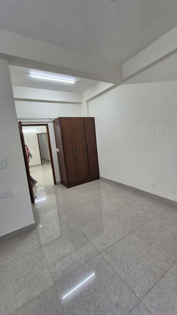 3 BHK Apartment For Rent in Amrapali Heartbeat City, Sector 107