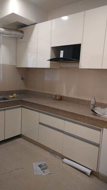 Kitchen in 3.5 BHK Apartment at Emaar Emerald Floors Premier, Sector 65 – for Rent