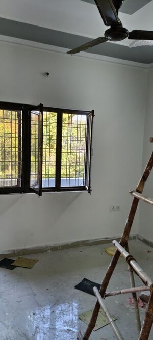 Room in 2 BHK Independent House at Malsi – for Rent