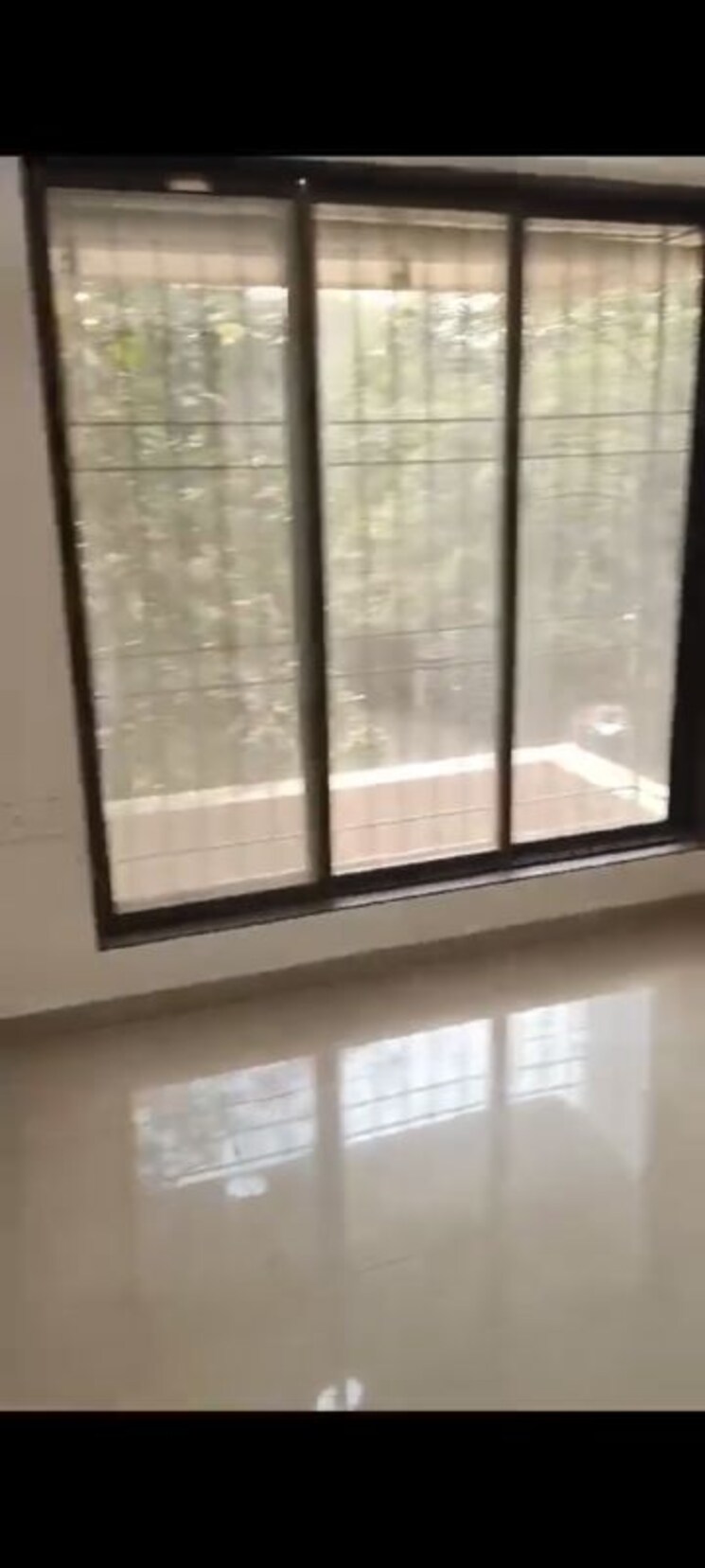 Room, shree-sai-d-n-nagar-shivneri-chs-ltd 1.5 Bedroom 450 Sq.Ft. Apartment In Andheri West Mumbai 9931149