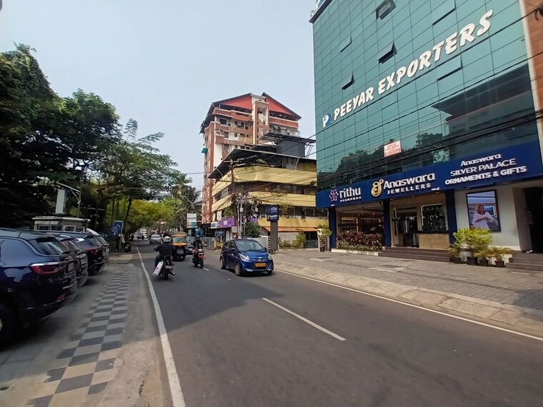 Exterior View, ernakulam Commercial Office Space 1000 Sq.Ft. In Ernakulam Kochi 9931163