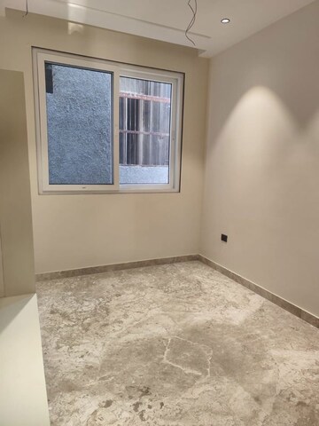 6+ BHK Independent House For Sale in Lok Vihar