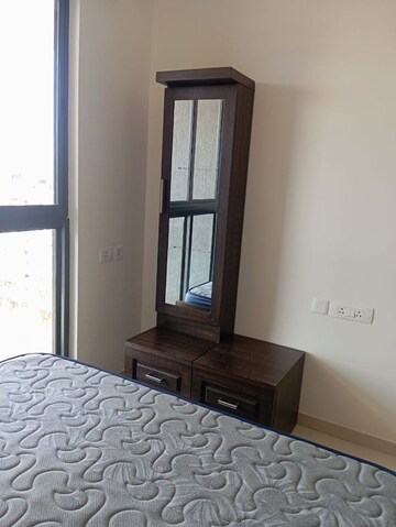 Room in 2 BHK Apartment at Paranjape Broadway, Wakad – for Rent