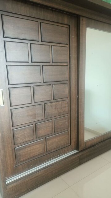 Room in 2 BHK Apartment at Paranjape Broadway, Wakad – for Rent