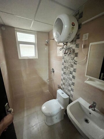 Bathroom in 2.5 BHK Builder Floor at Signature Global Park 4 and 5, Sohna Sector 36 – for Rent