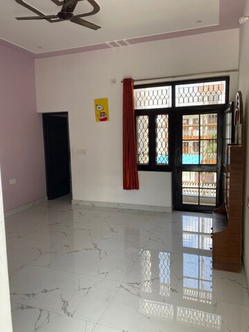 Room in 2 BHK Independent House at Sector Swarn Nagri – for Rent