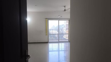 Room in 2 BHK Apartment at BPTP Park Grandeura, Sector 82 – for Rent