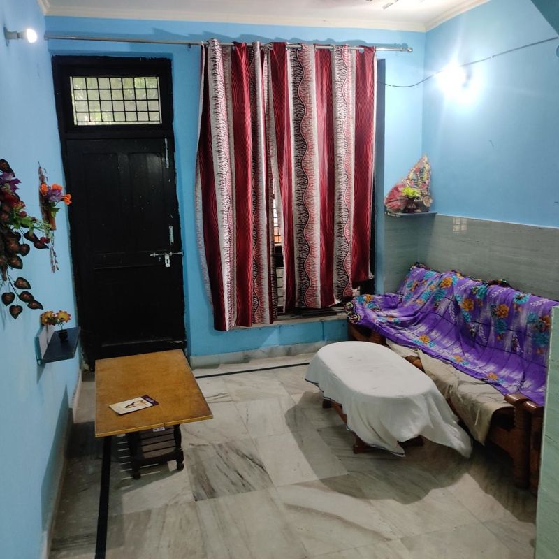 1 BHK + Extra Room Independent House For Rent in Alpha II Greater Noida