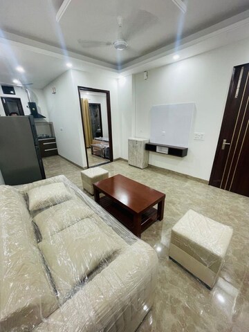 Living Room in 6+ BHK Independent House at Pitampura – for Sale