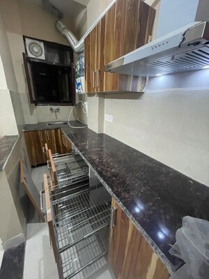 Furnished Amenities in Studio Builder Floor at Sector 40 – for Rent