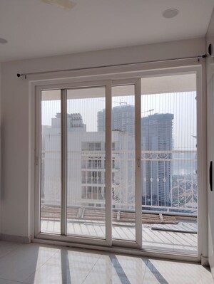 Room in 4 BHK Apartment at Prestige Beverly Hills, Kokapet – for Rent