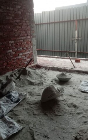 Parking in 3 BHK Builder Floor at Ashok Nagar – for Sale