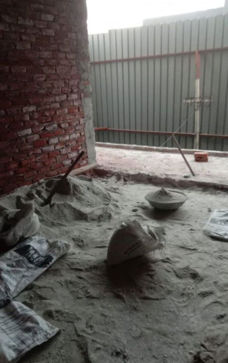  Parking, ashok nagar 3 Bedroom 200 Sq.Yd. Builder Floor In Ashok Nagar Ghaziabad 9931253