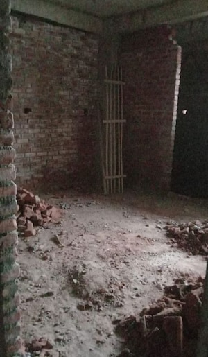 Plot Area in 3 BHK Builder Floor at Ashok Nagar – for Sale